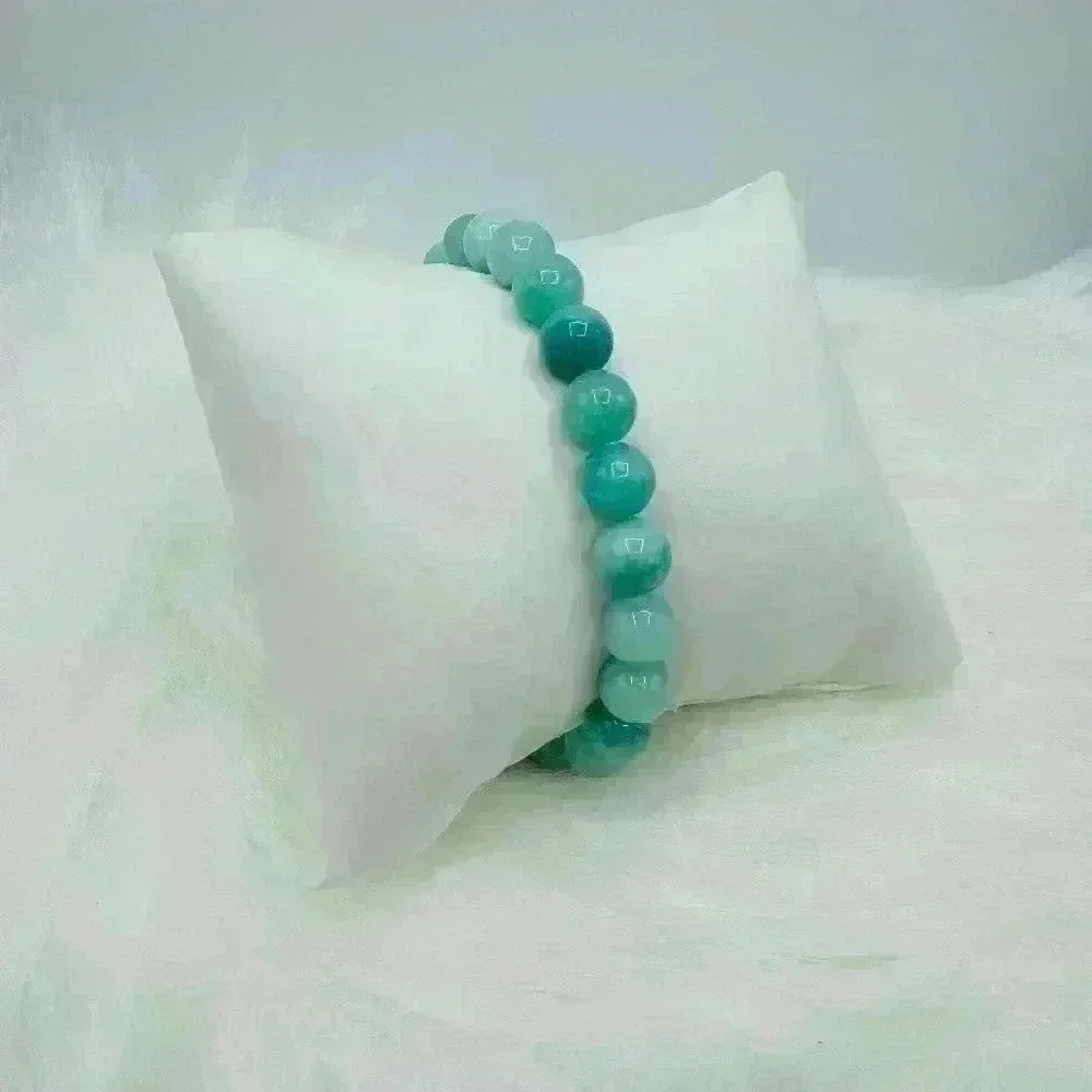 Winter Green beaded bracelet
